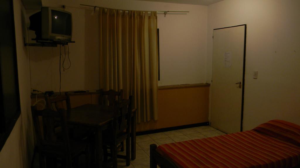 Punto Urbano Hostel Mendoza Cameră foto